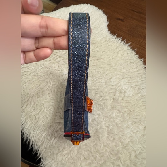 LIKE NEW CHRISTIAN LOUBOUTIN
Carasky denim mini bag NO CALL OUT - Picture 6 of 16